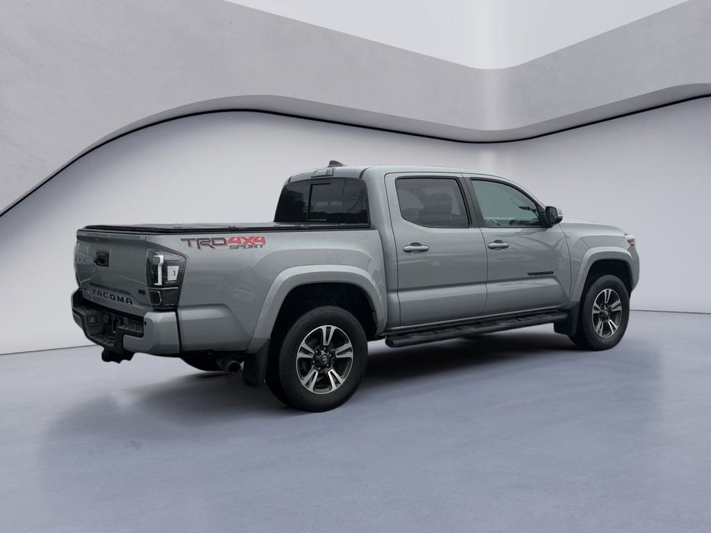 Used 2019 Toyota Tacoma TRD Sport image 5
