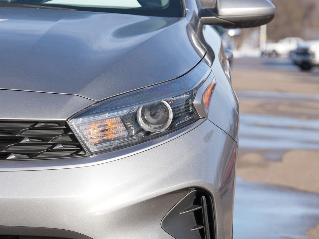 Used 2022 Kia Forte LXS image 10