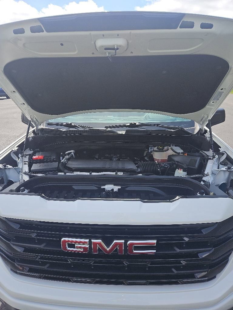 Used 2023 GMC Sierra 1500 Elevation AWD/4WD image 2