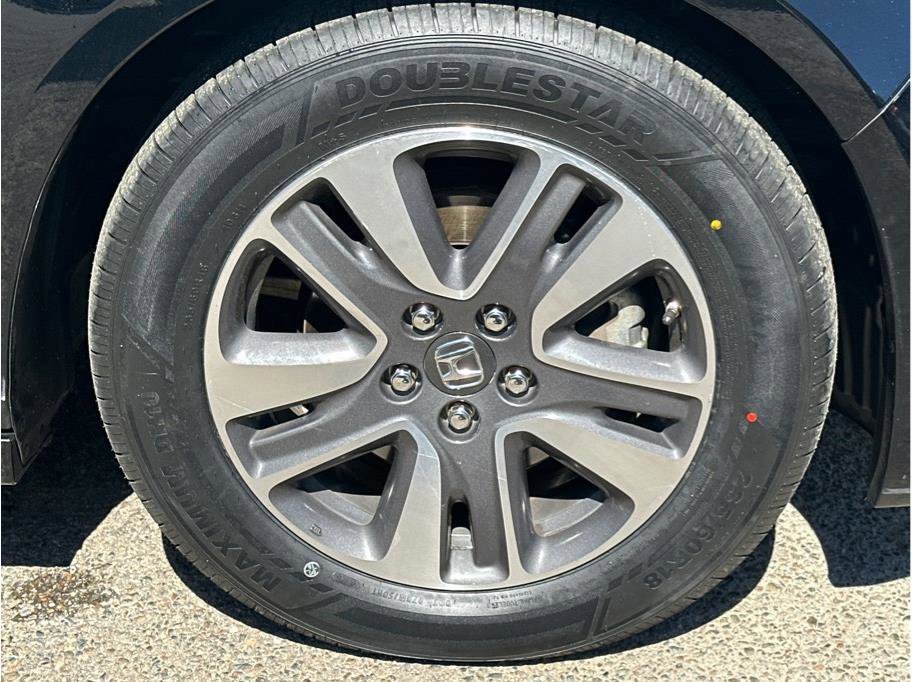 Used 2015 Honda Odyssey Touring Elite image 10