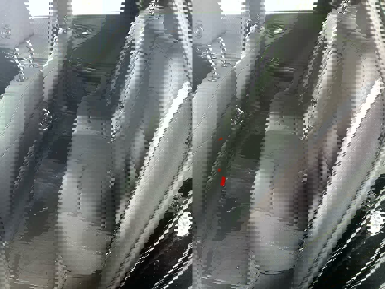 Used 2021 Chevrolet Malibu LT image 26