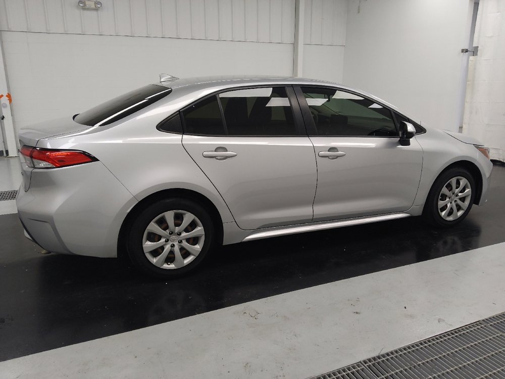 Used 2022 Toyota Corolla LE FWD image 10