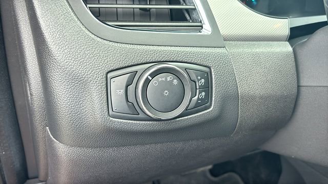 Used 2014 Ford Edge SEL image 11