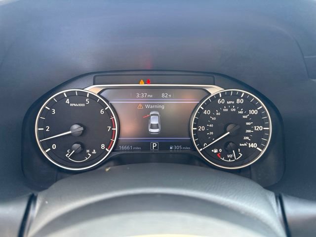 Used 2023 Nissan Altima 2.5 SV FWD image 14