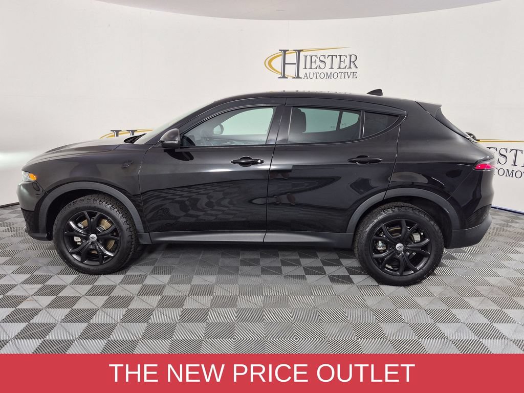 Used 2024 Dodge Hornet GT w/ GT Blacktop Package AWD/4WD image 7