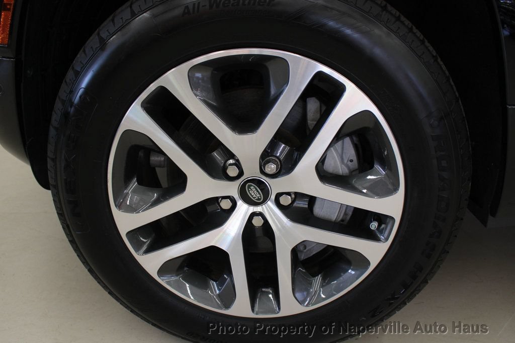 Used 2023 Land Rover Defender 130 SE AWD/4WD image 52