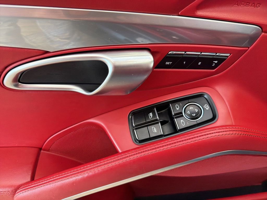 Used 2014 Porsche 911 Carrera S image 22
