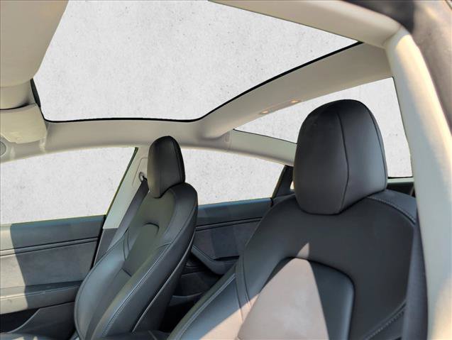 Used 2018 Tesla Model 3 Mid Range RWD image 11
