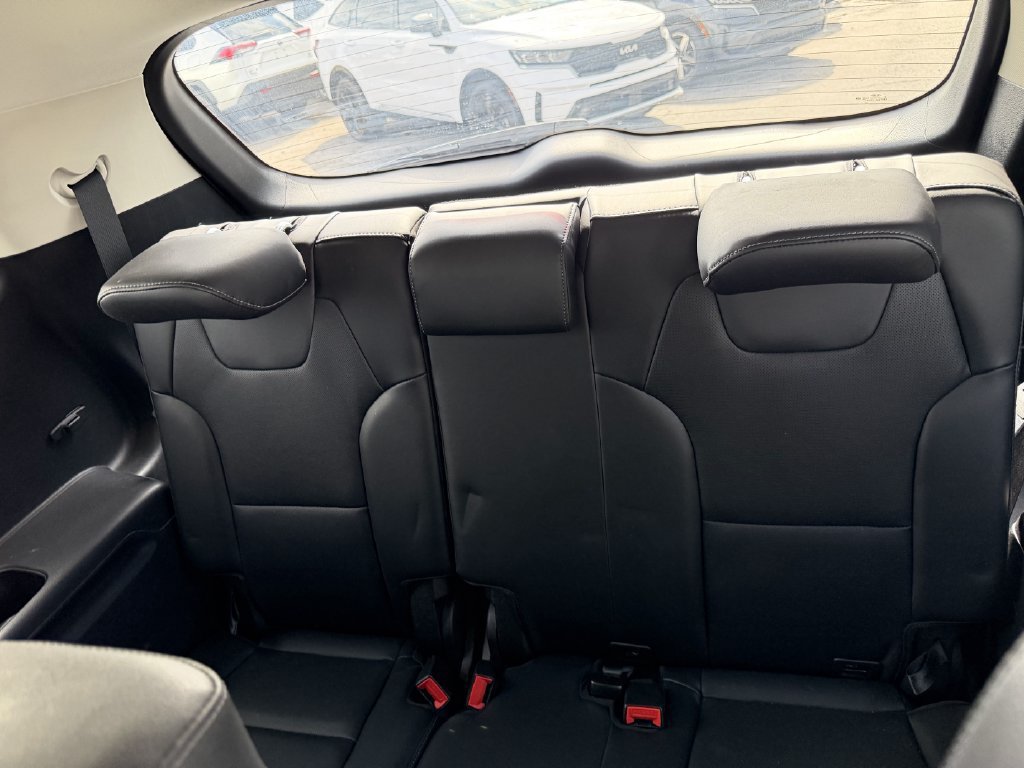 Used 2020 Kia Telluride EX FWD image 22