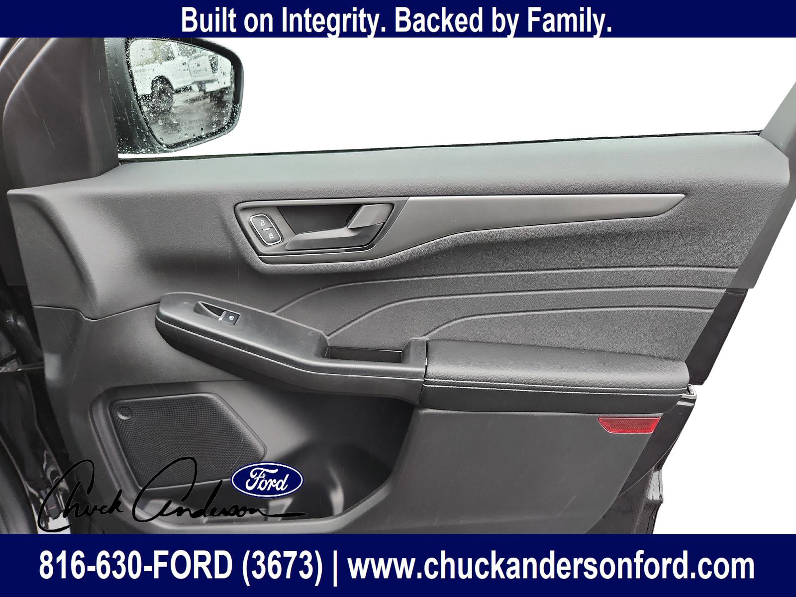 New 2025 Ford Escape Active image 23