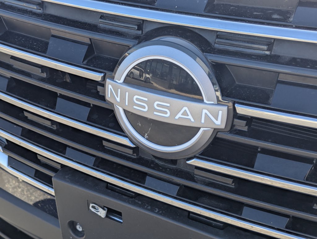 Used 2025 Nissan Rogue SV AWD/4WD image 10