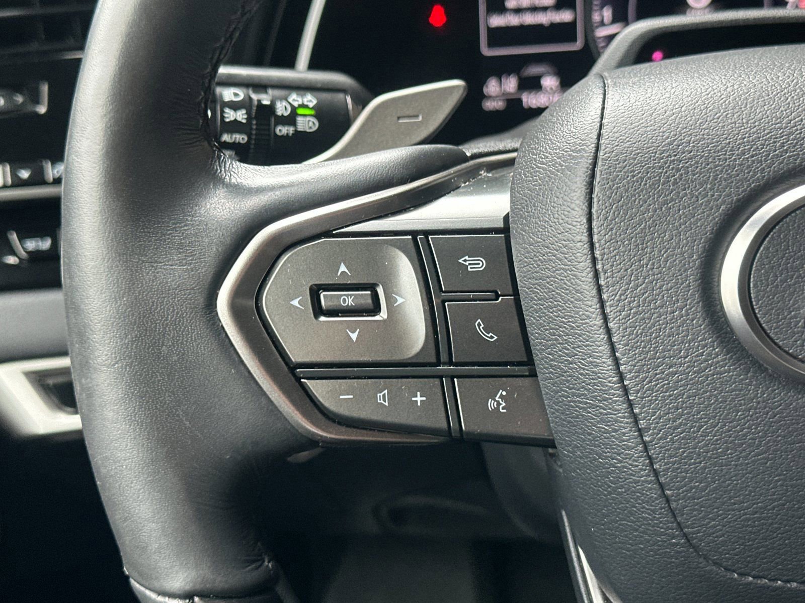 Used 2023 Lexus RX 350 Premium image 27