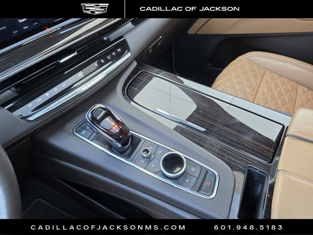 Certified 2023 Cadillac Escalade Premium Luxury image 17