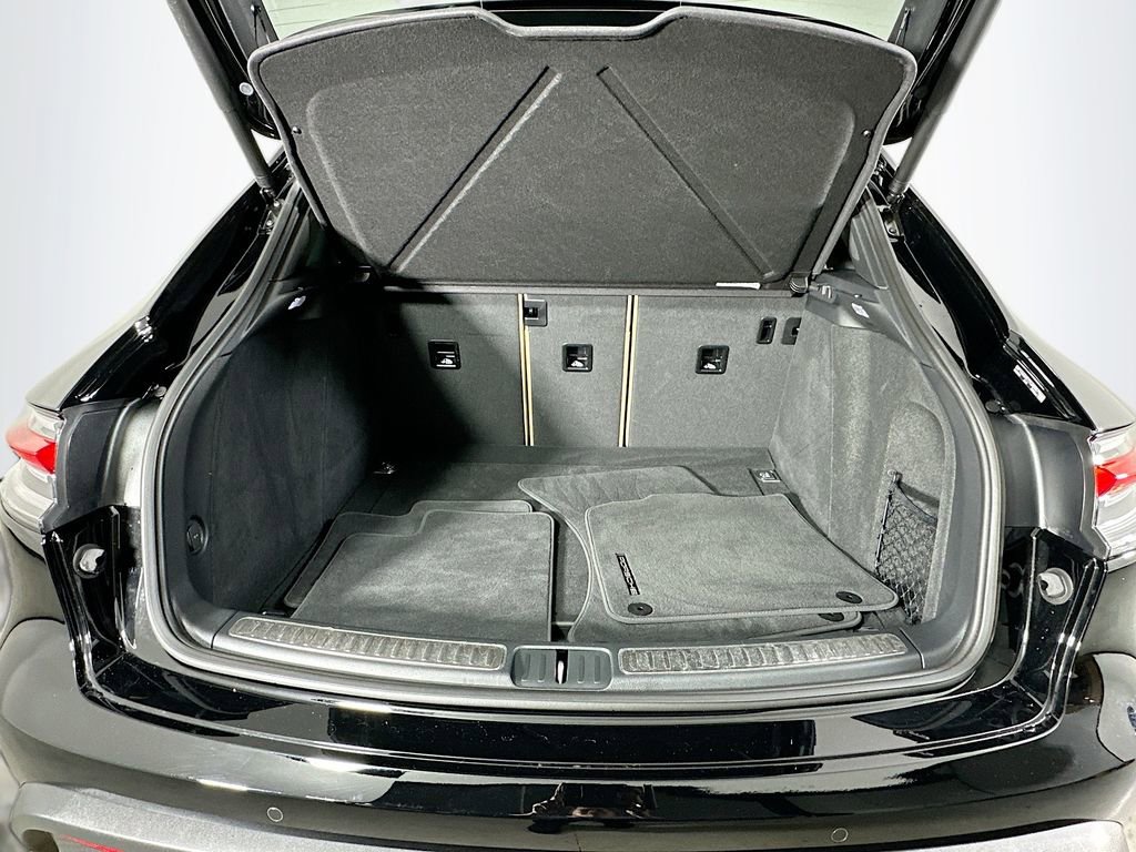 Certified 2026 Porsche Macan image 28