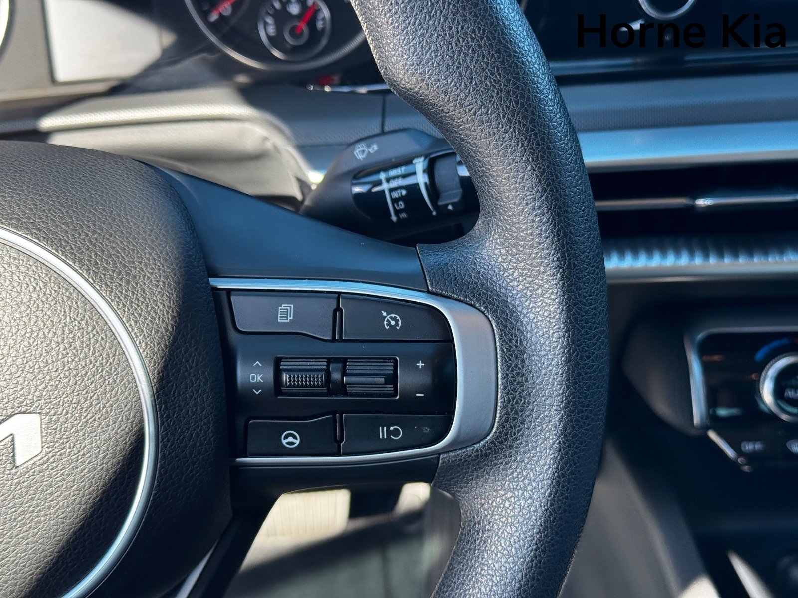 Used 2023 Kia K5 LXS image 18