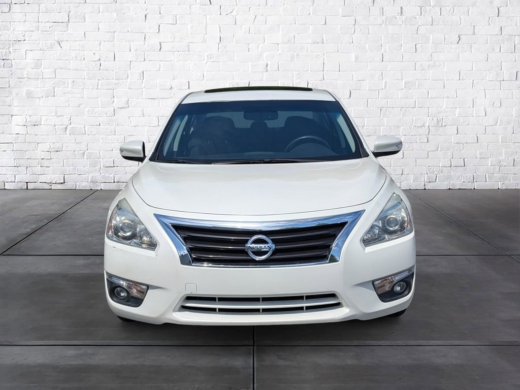 Used 2015 Nissan Altima 2.5 SV w/ Convenience Package FWD image 3