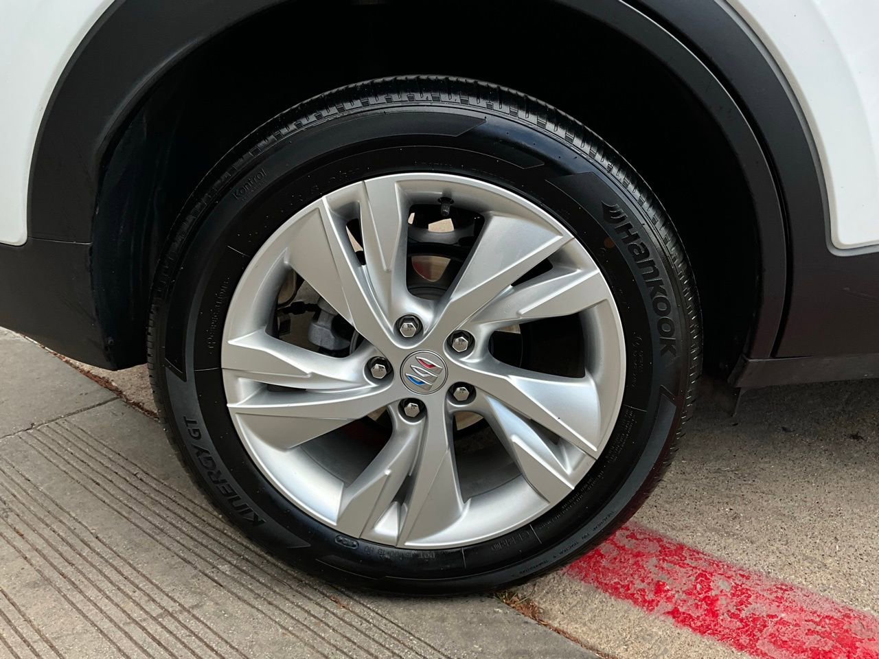 Used 2025 Buick Encore GX Preferred image 9