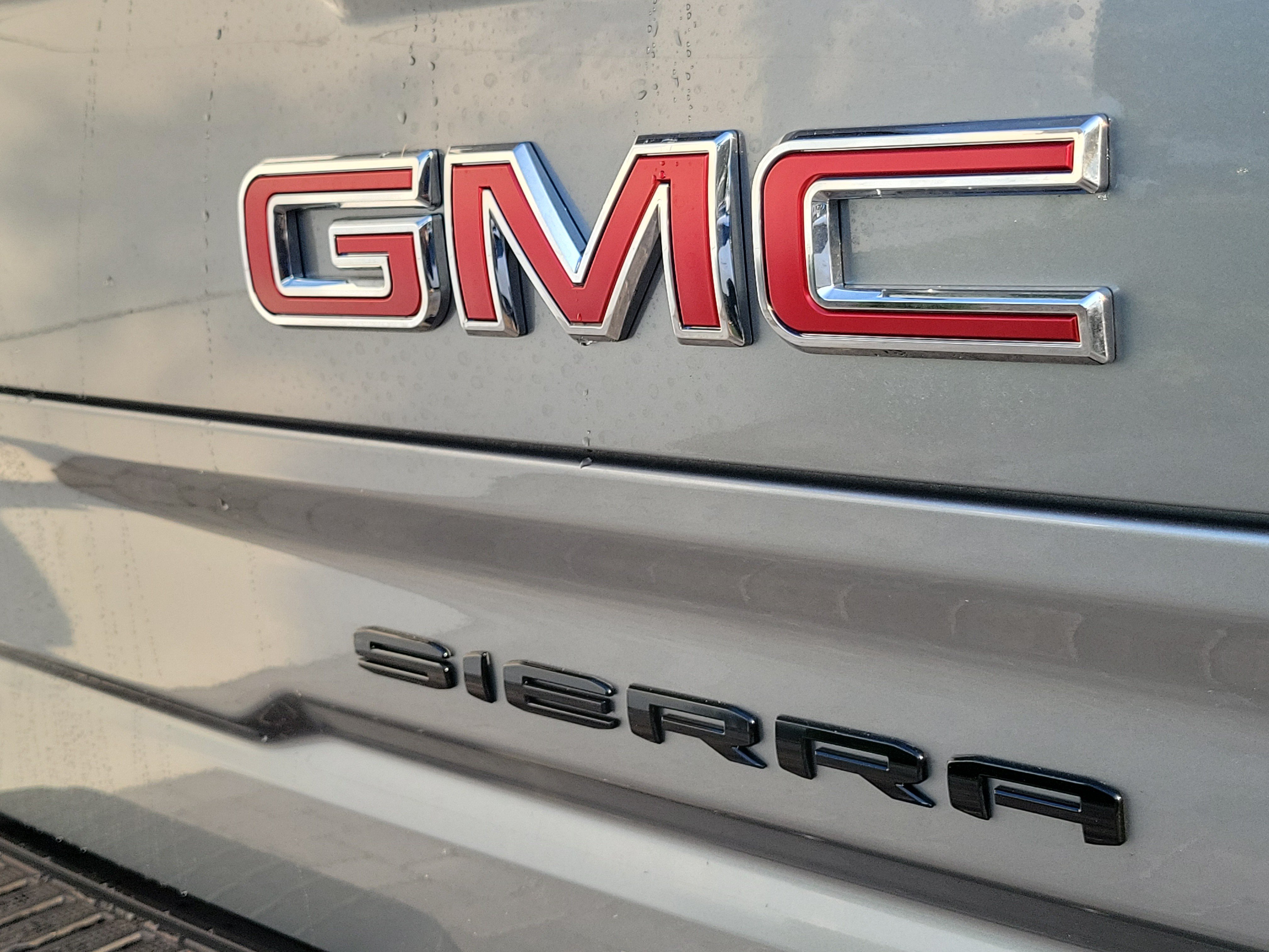 New 2026 GMC Sierra 1500 Elevation w/ Elevation Premium Package AWD/4WD image 7