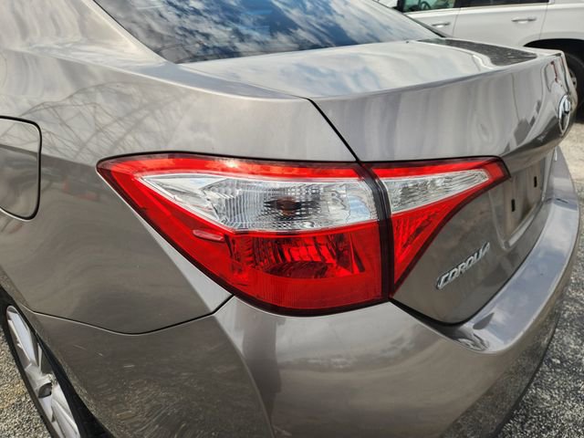 Used 2015 Toyota Corolla LE FWD image 7
