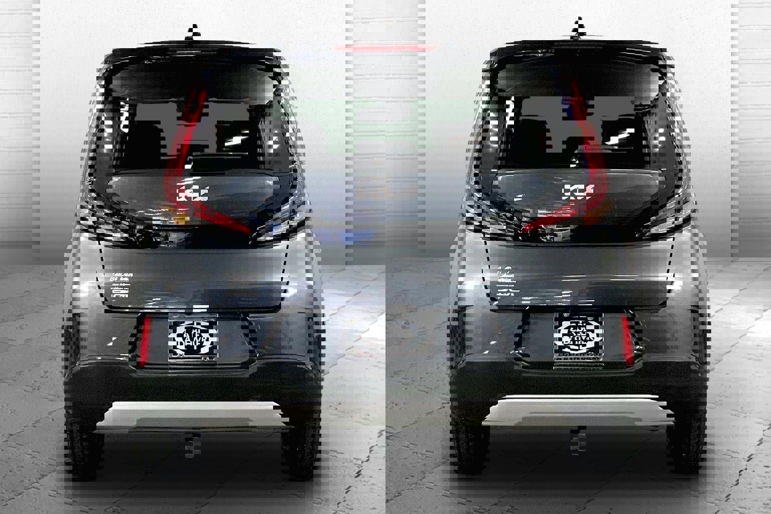 Certified 2023 Kia Soul S FWD image 3