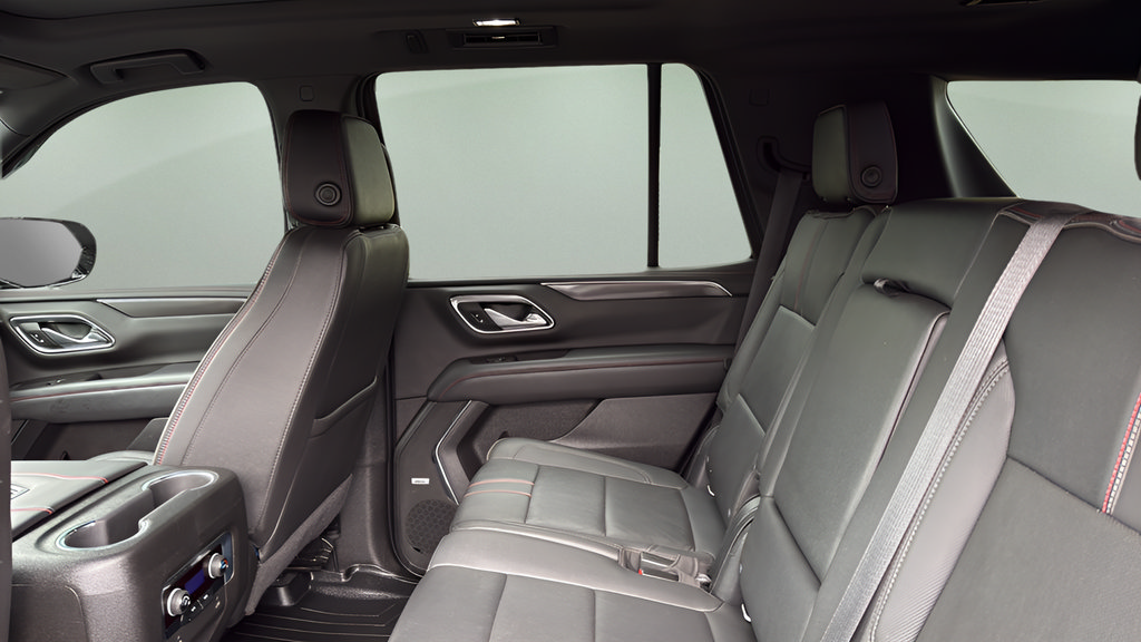 Used 2022 Chevrolet Tahoe RST AWD/4WD image 16