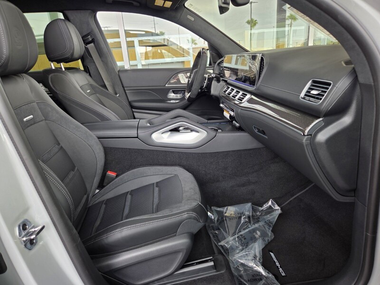New 2026 Mercedes-Benz GLS 63 AMG 4MATIC image 19