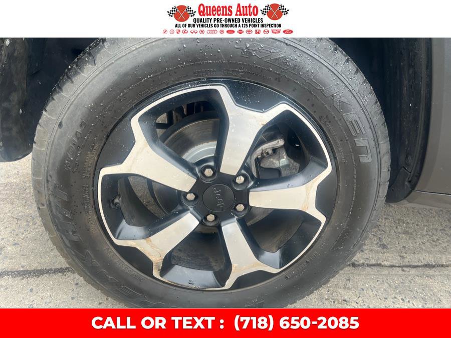 Used 2021 Jeep Renegade Trailhawk image 21