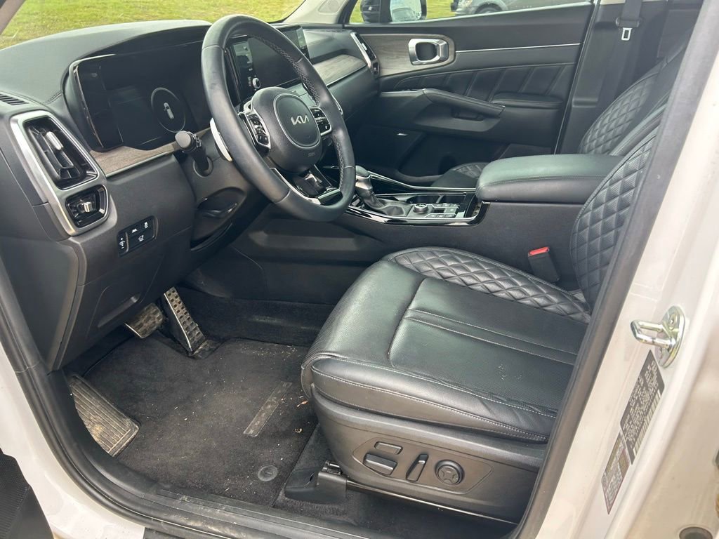 Used 2023 Kia Sorento SX Prestige AWD/4WD image 11