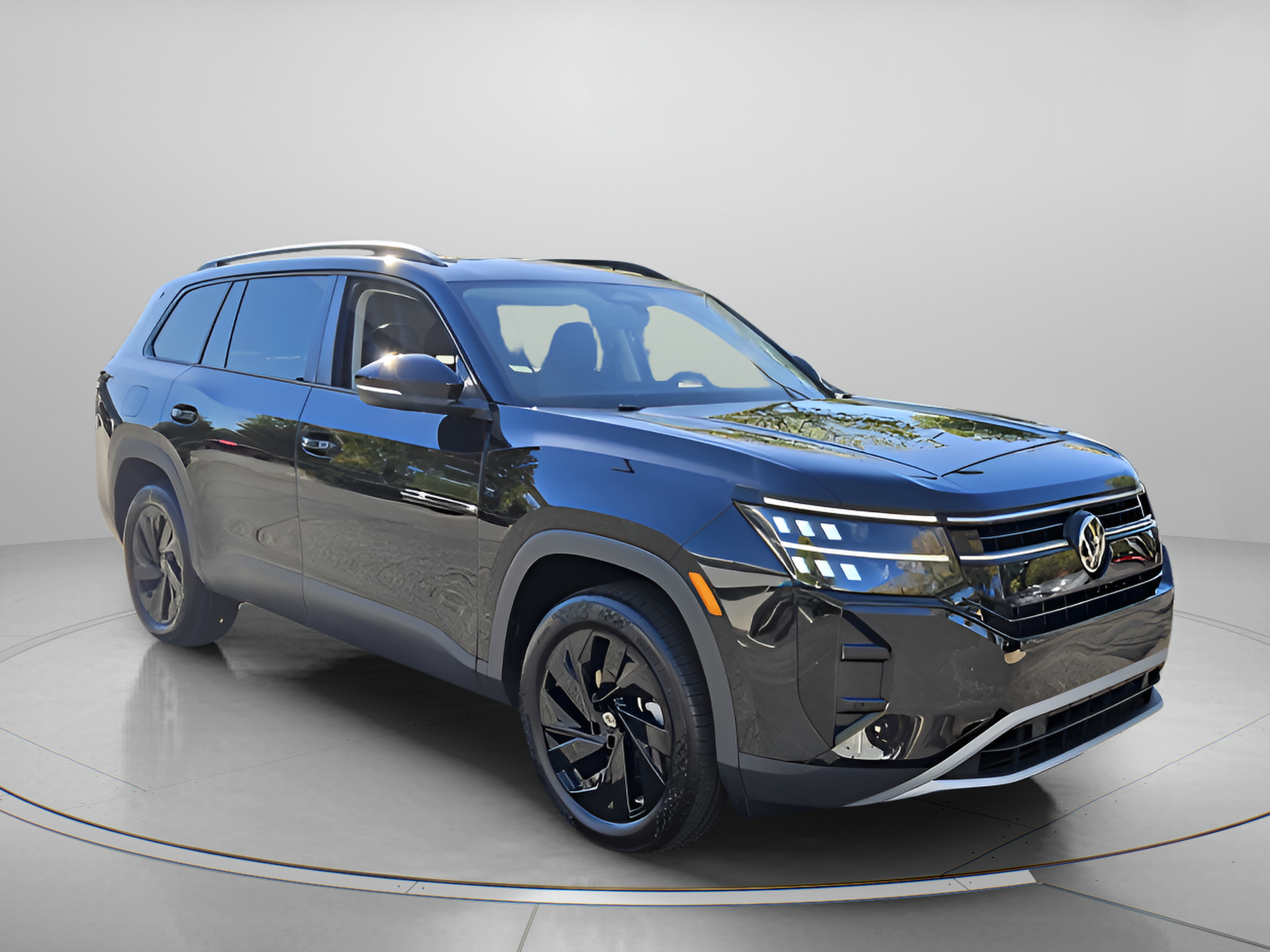 New 2027 Volkswagen Atlas SE FWD image 7