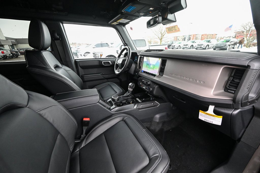 New 2025 Ford Bronco Outer Banks image 21