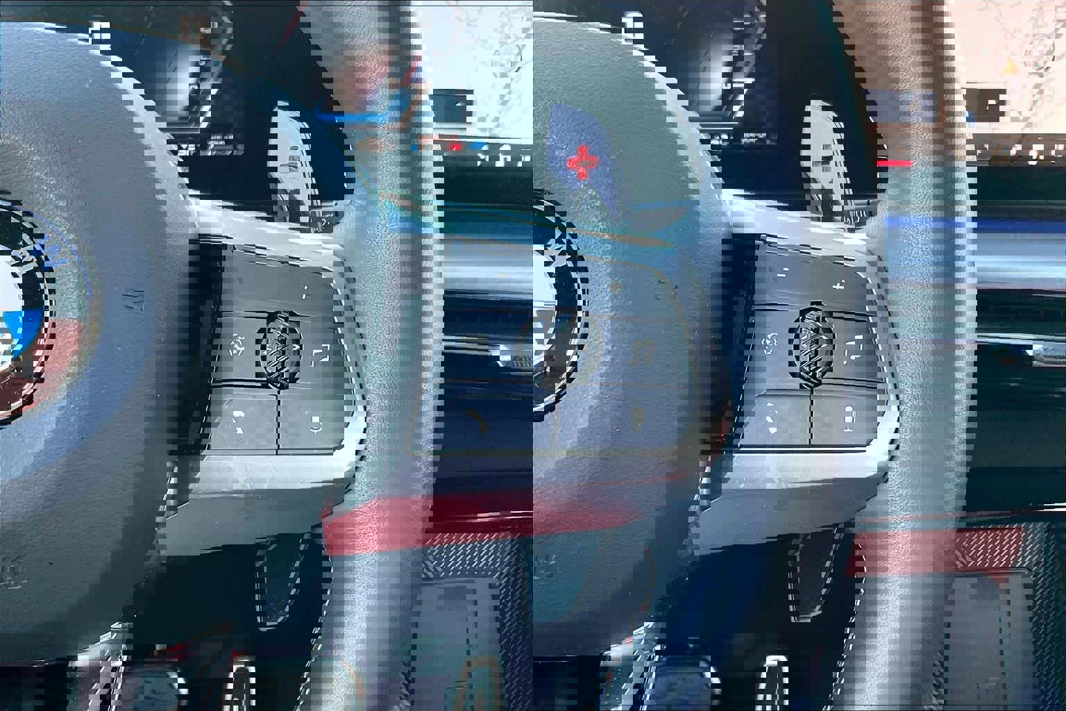 Used 2025 BMW X1 M35i w/ Shadowloine Package image 26