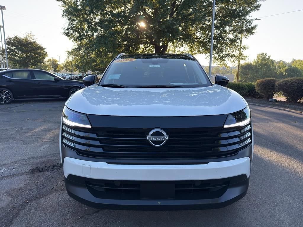 New 2026 Nissan Kicks SV image 2