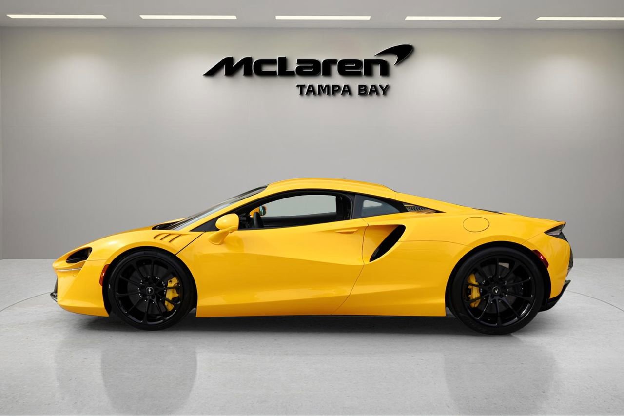 New 2026 McLaren Artura image 2