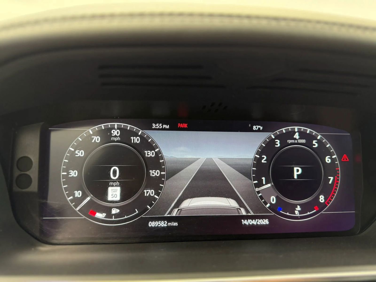 Used 2020 Land Rover Range Rover HSE image 17