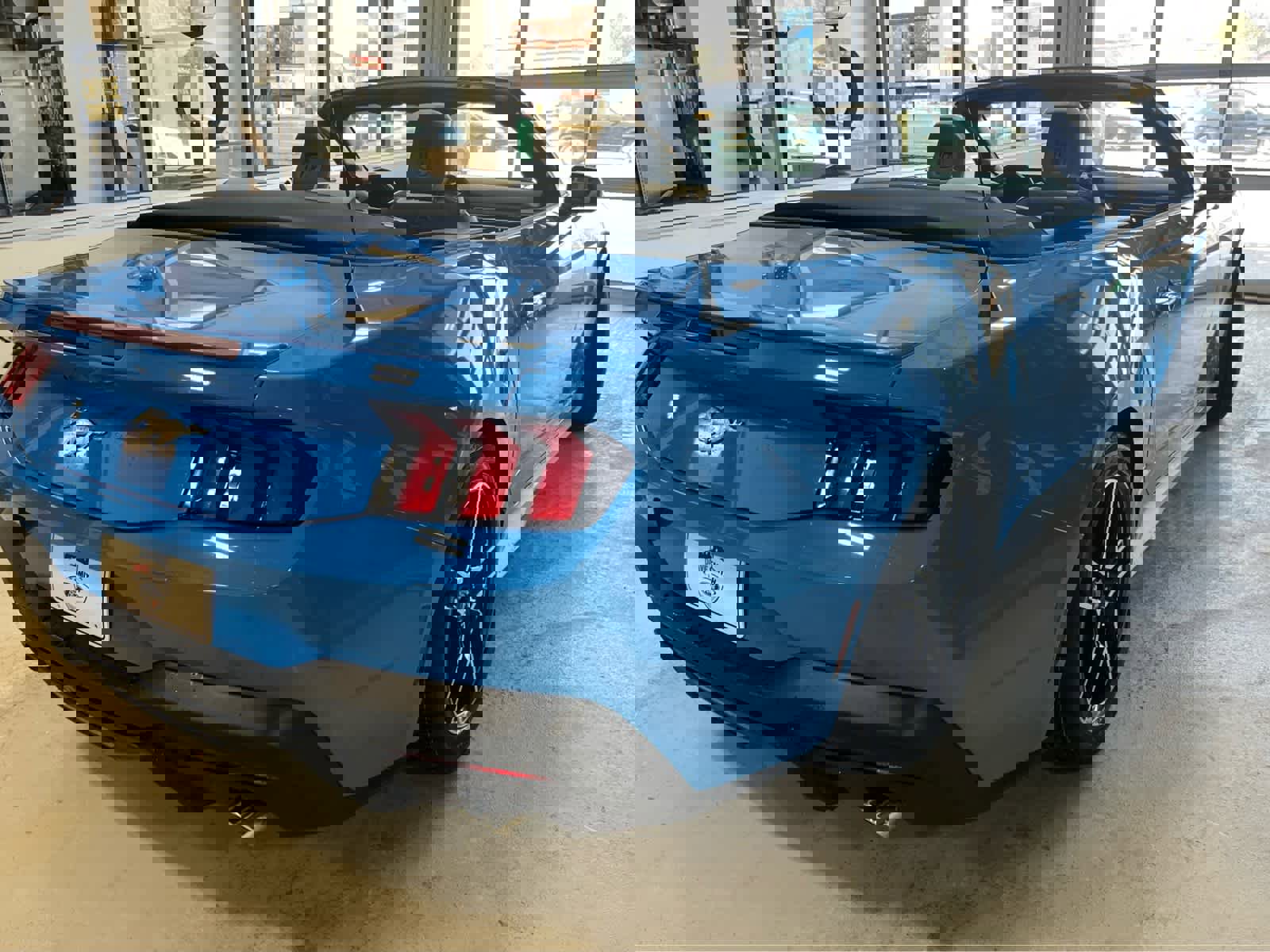 Used 2025 Ford Mustang Premium image 9