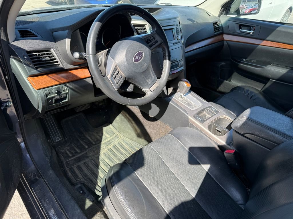 Used 2013 Subaru Outback 2.5i Limited AWD/4WD image 15