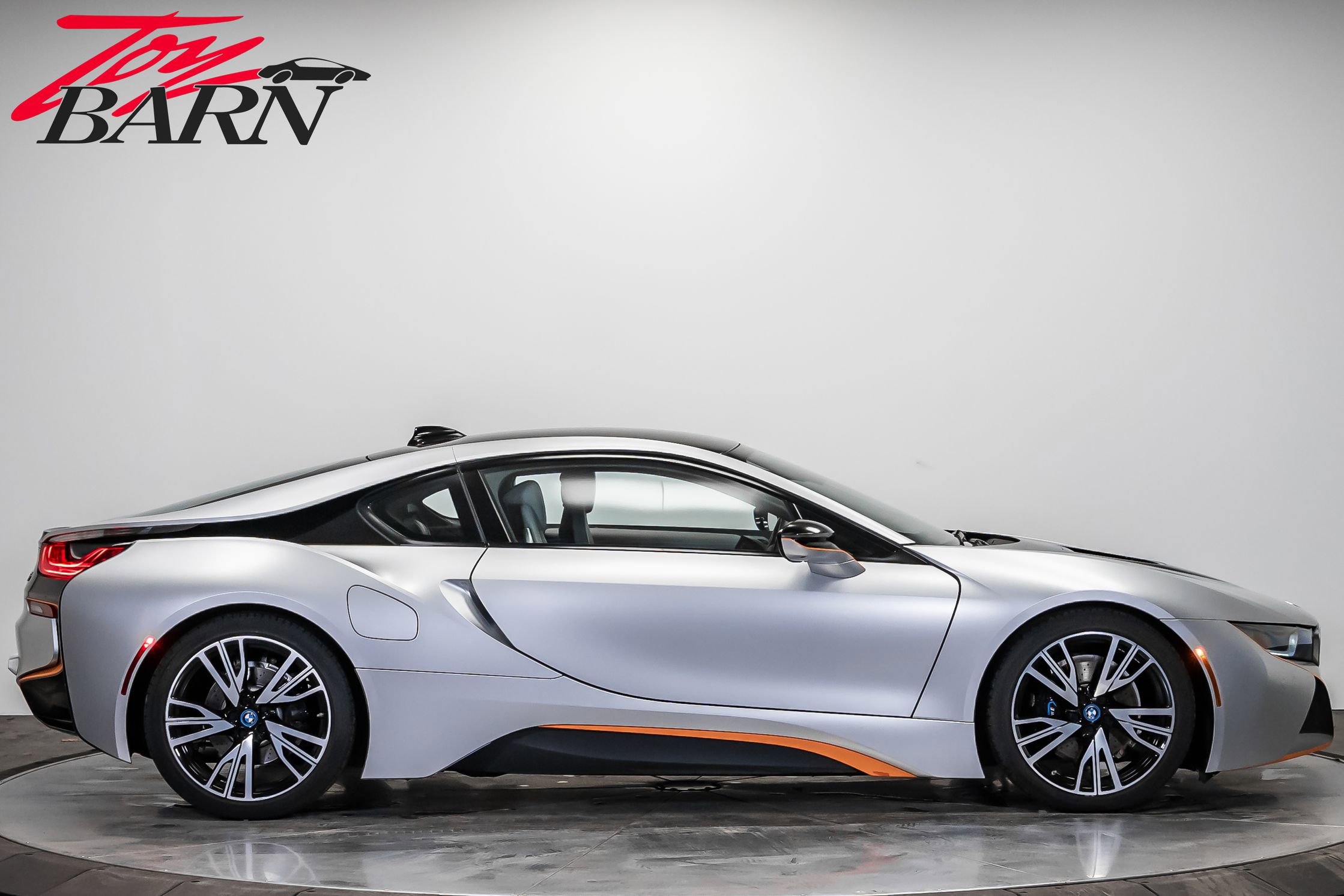 Used 2015 BMW i8 image 6