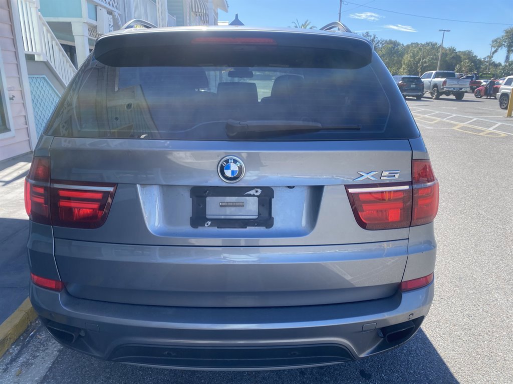 Used 2011 BMW X5 xDrive50i w/ Technology Pkg image 6