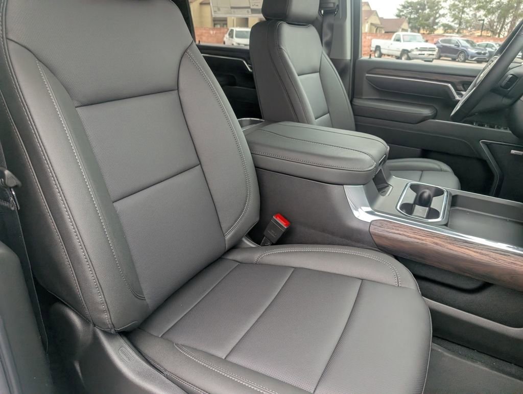 New 2026 GMC Sierra 2500 SLT w/ SLT Convenience Package image 12