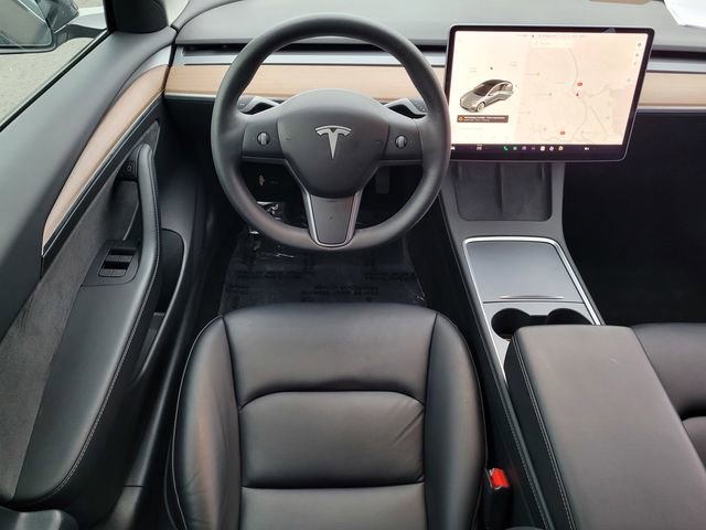 Used 2021 Tesla Model 3 Standard Range Plus image 16