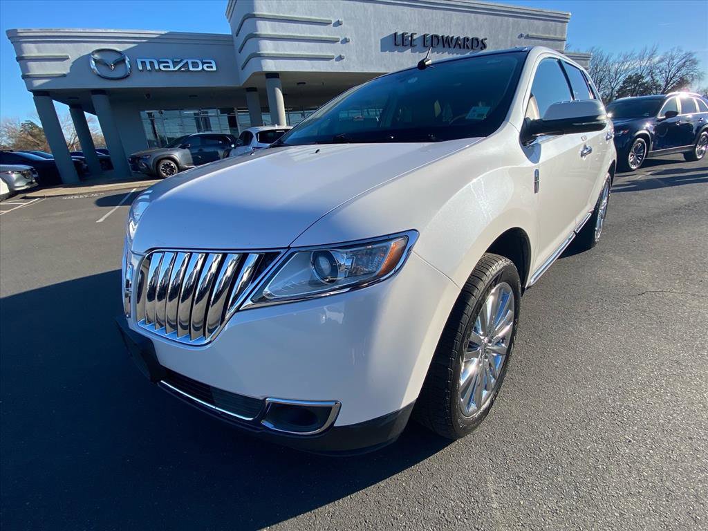 Used 2012 Lincoln MKX FWD video 1