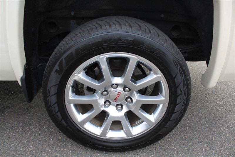 Used 2015 GMC Sierra 1500 Denali w/ Driver Alert Package image 30