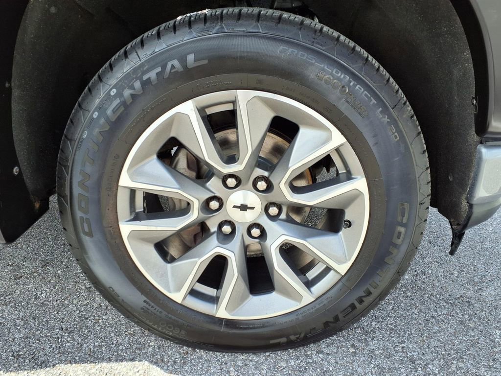 Used 2020 Chevrolet Silverado 1500 RST w/ True North Edition AWD/4WD image 9