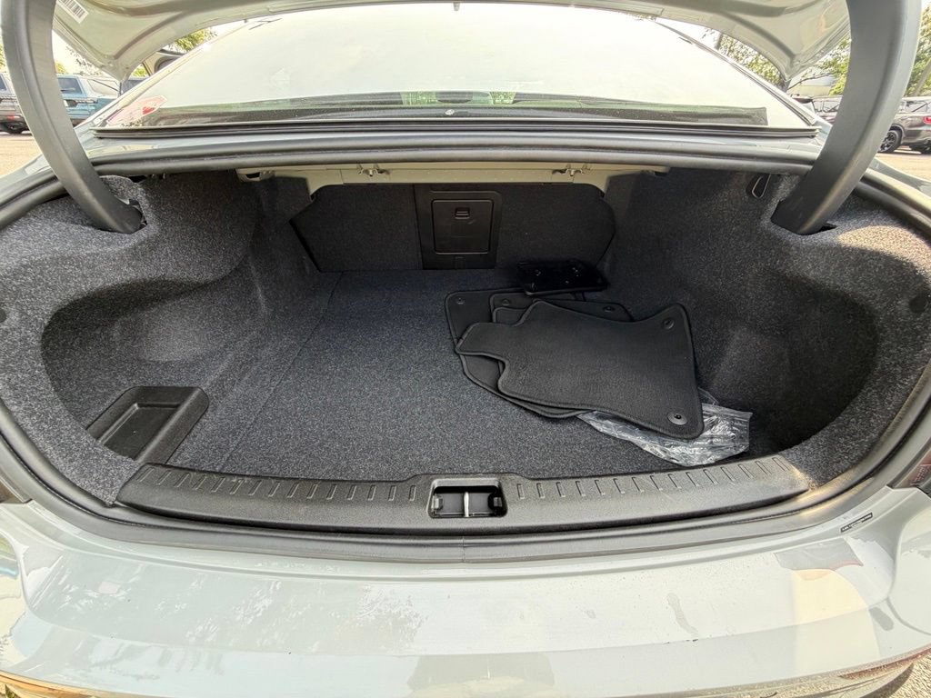 Used 2025 Volvo S60 B5 Plus FWD image 32