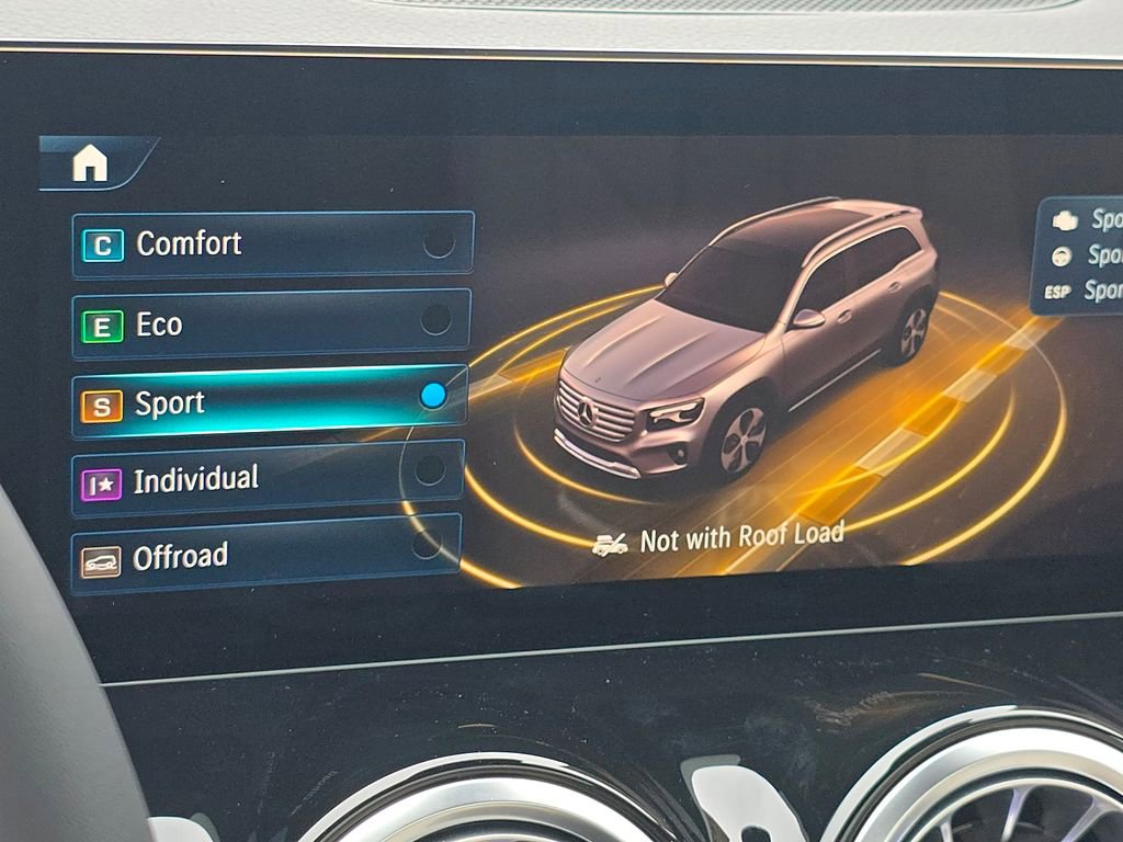 New 2026 Mercedes-Benz GLB 250 4MATIC image 32