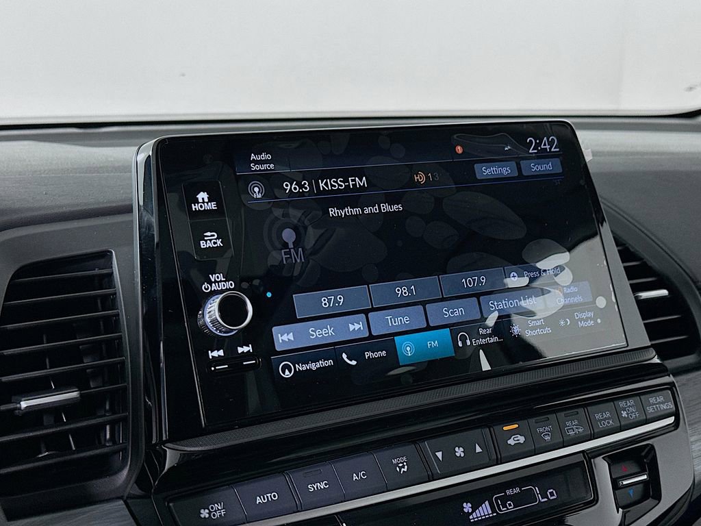 New 2026 Honda Odyssey Elite image 13