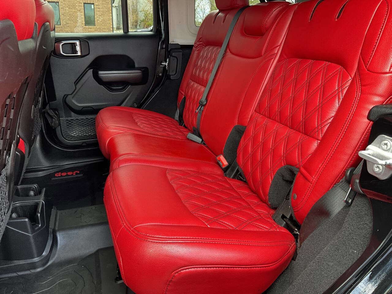 Used 2019 Jeep Wrangler Unlimited Rubicon image 10