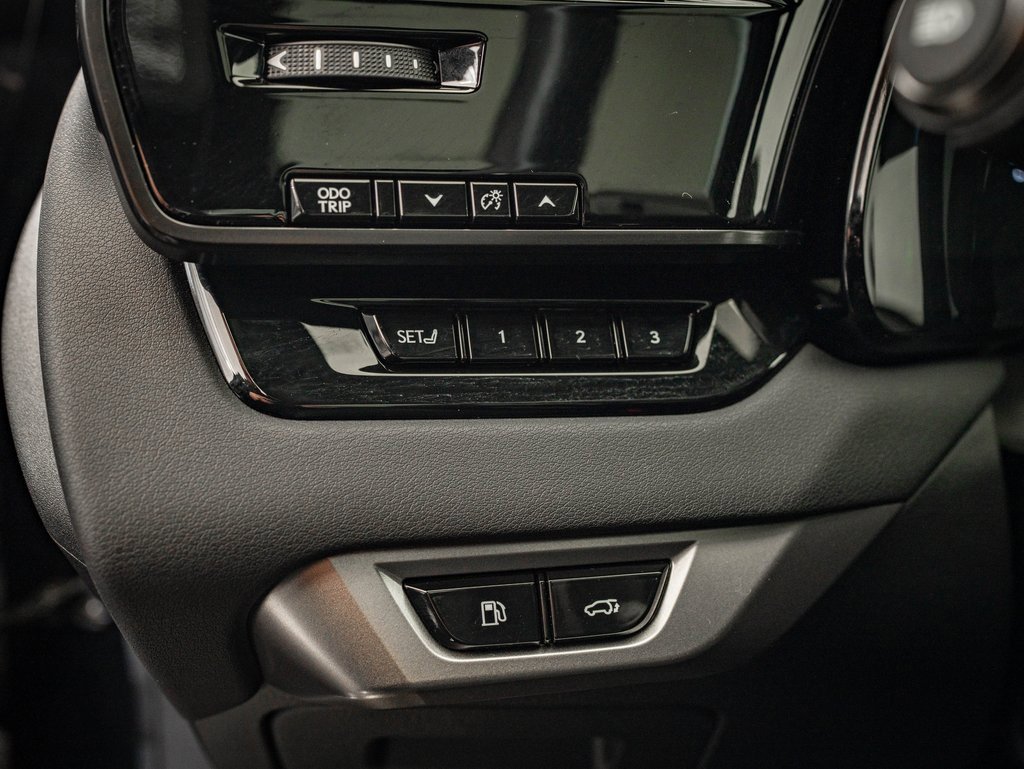 Certified 2024 Lexus RX 450h AWD w/ Convenience Package image 38