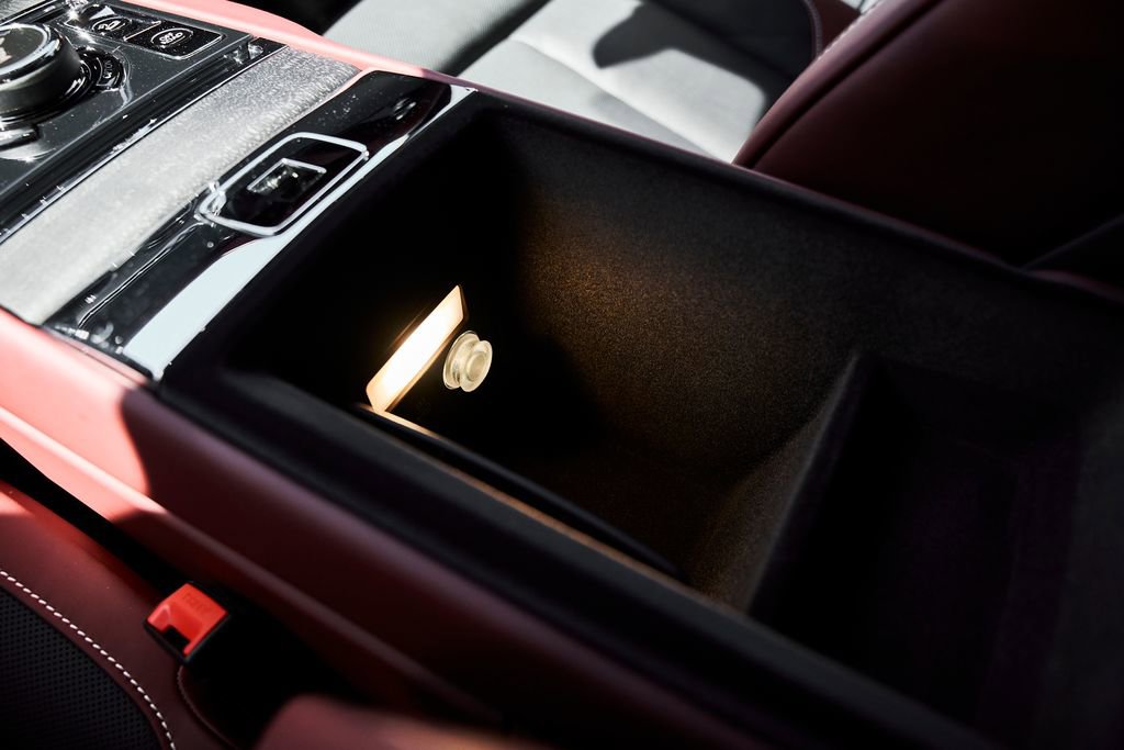 Used 2026 Rolls-Royce Cullinan image 61