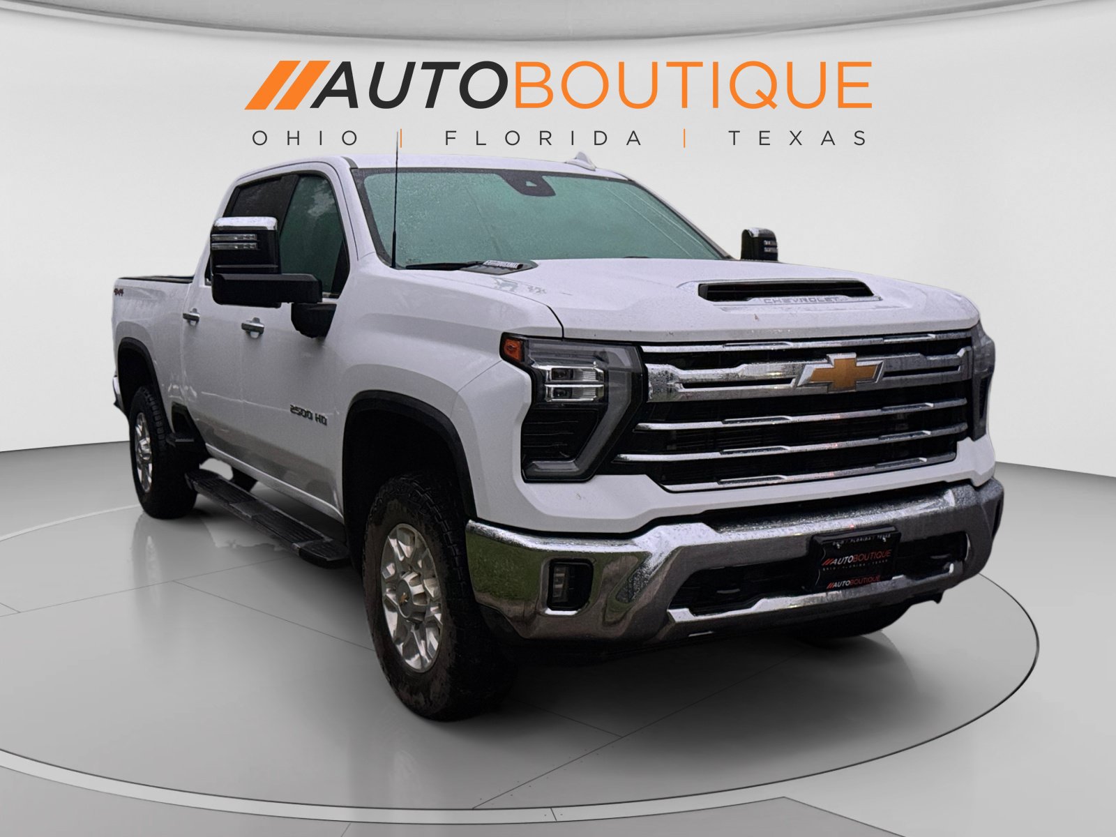 Used 2024 Chevrolet Silverado 2500 LTZ AWD/4WD image 7